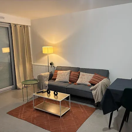 Harmony- Three- Double Bed Flat- Garden And Free Parking Apartamento
